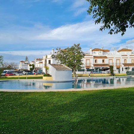 Aparta Club La Barrosa Chiclana de la Frontera Exterior photo